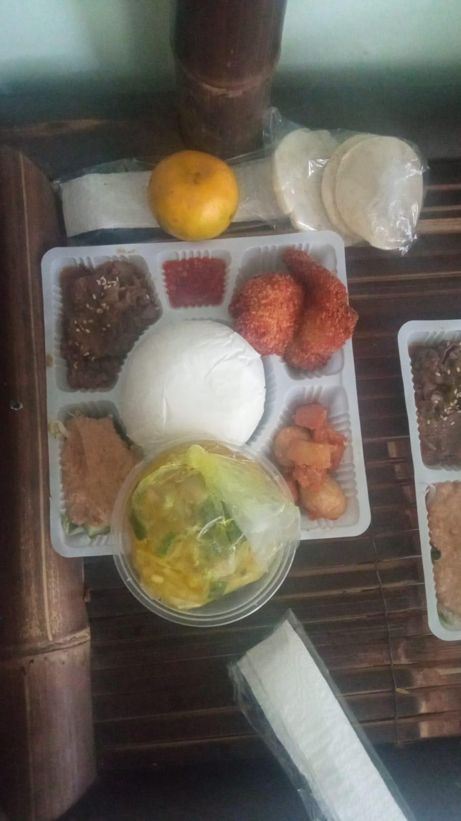 Paket Komplit Nasi&amp;Snack1