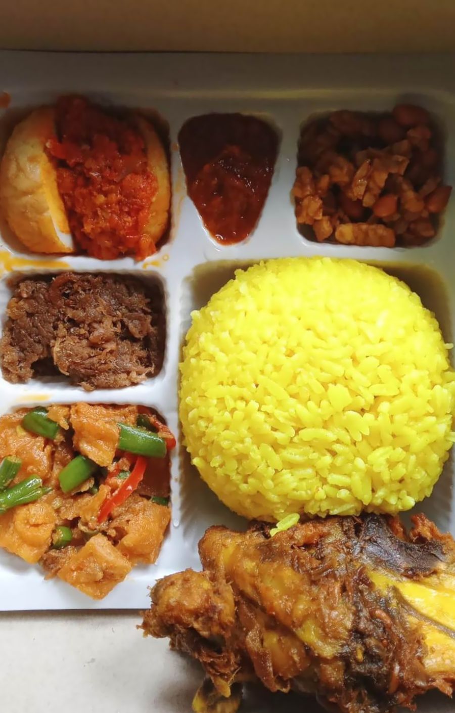 Nasi Kotak Mak-Mak