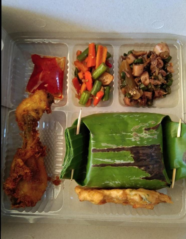 NASI BAKAR KOMPLIT