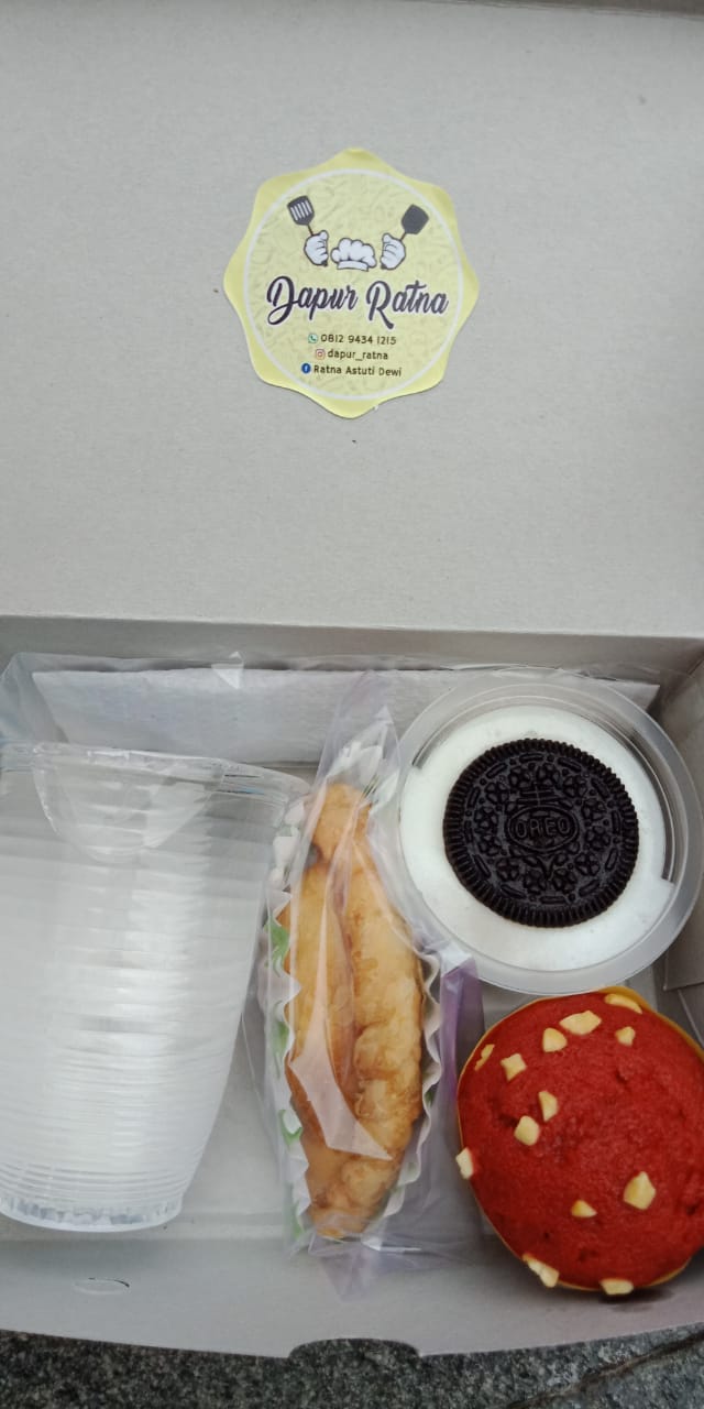 SNACK BOX DAPUR RATNA