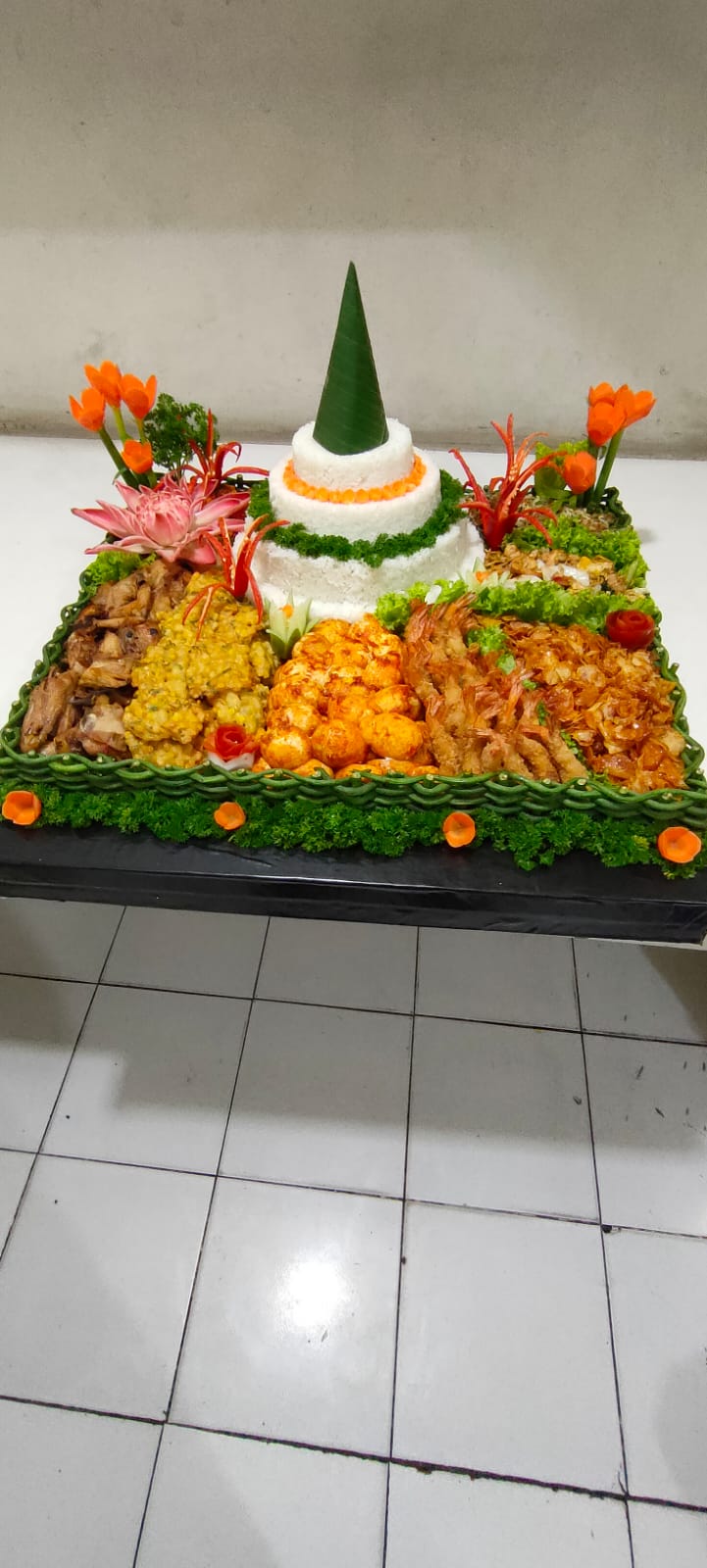 TUMPENG JUMBO 50 PAX