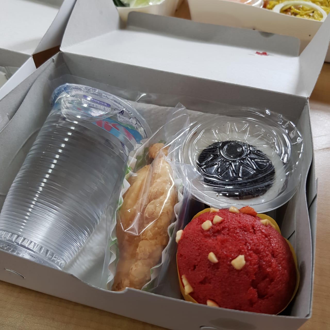 SNACK BOX DAPUR RATNA