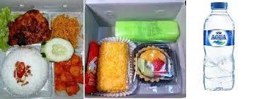 PAKET SNACK DAN NASI BOX