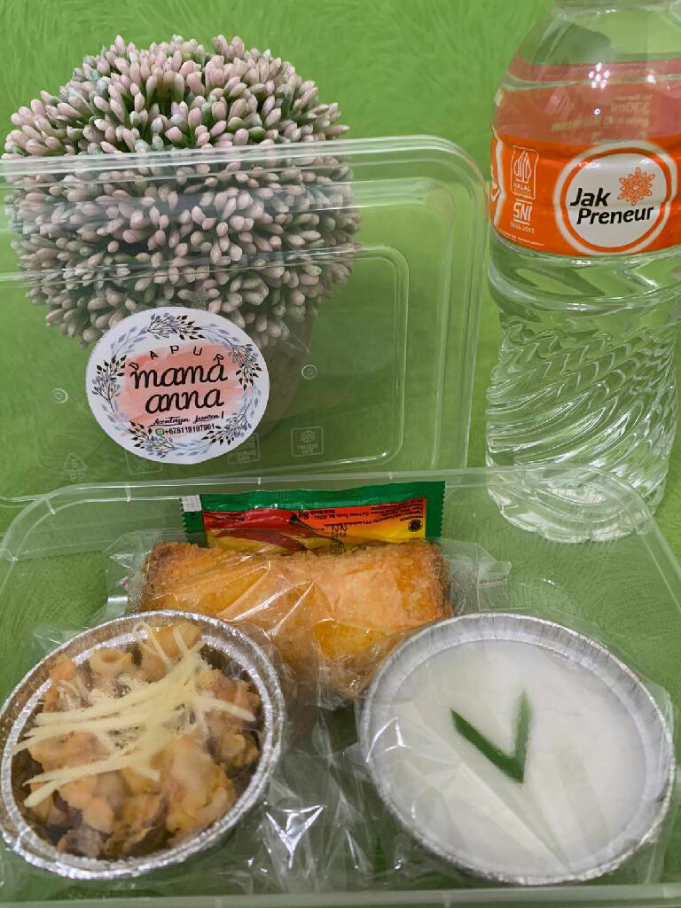 Snack Box 22