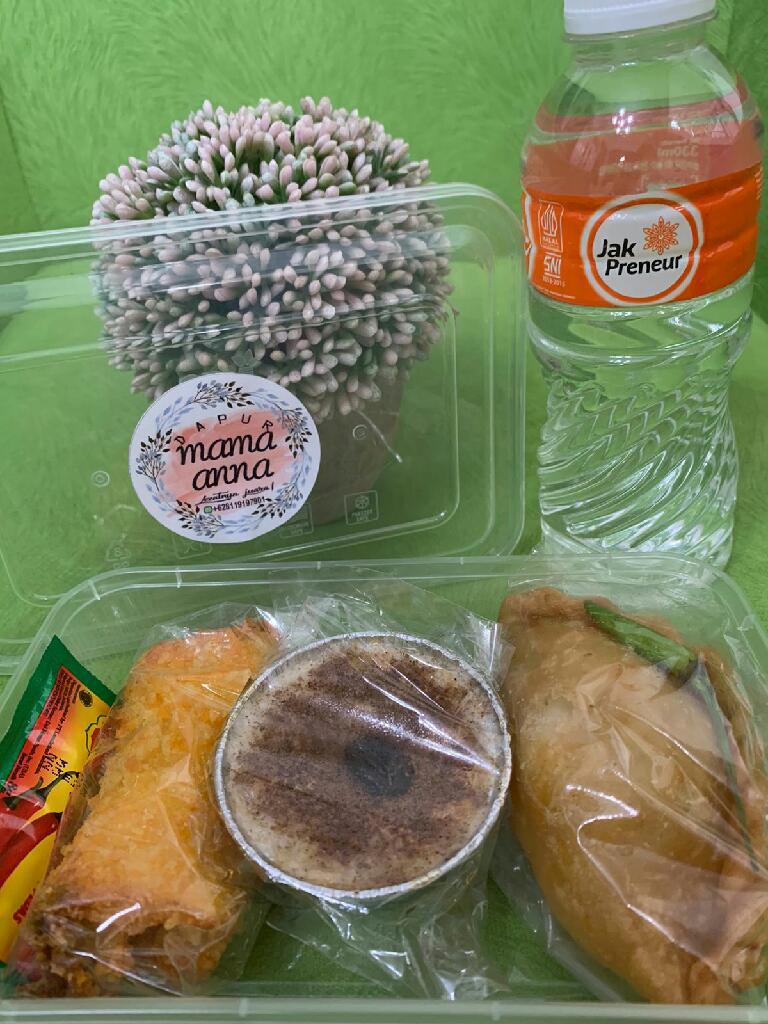 Snack Box 32