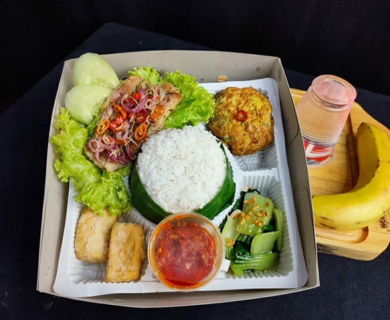Nasi Box Premium