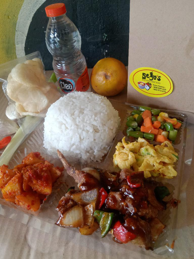 Paket Nasi Putih Komplit 11
