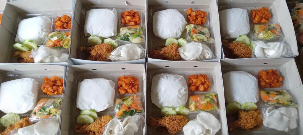 Paket Nasi Ayam Goreng Serundeng1