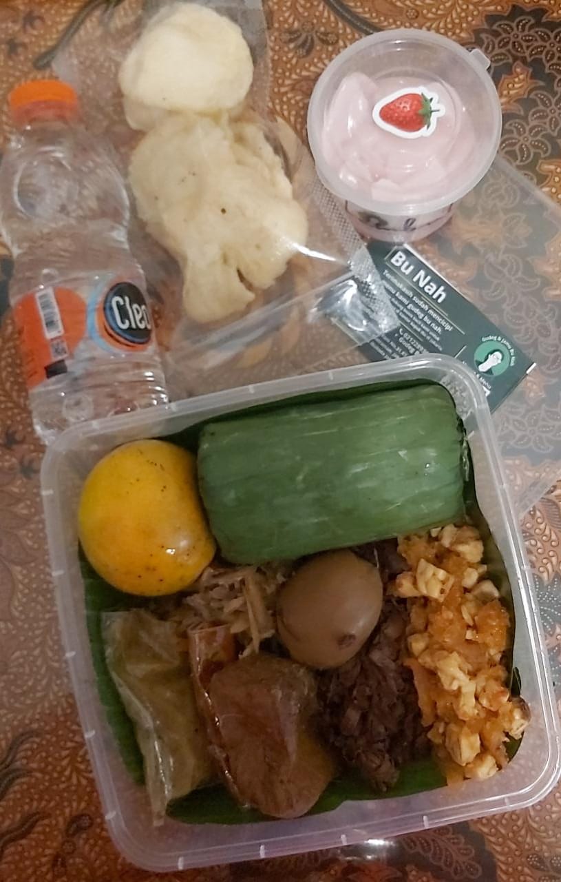 Paket  Nasi Gudeg