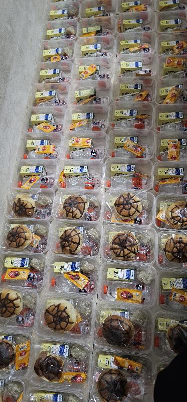 CECE SNACK1