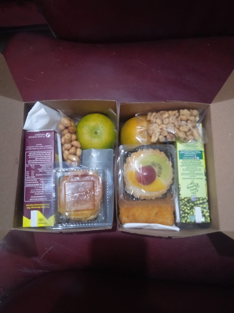 ANEKA SNACK BOX