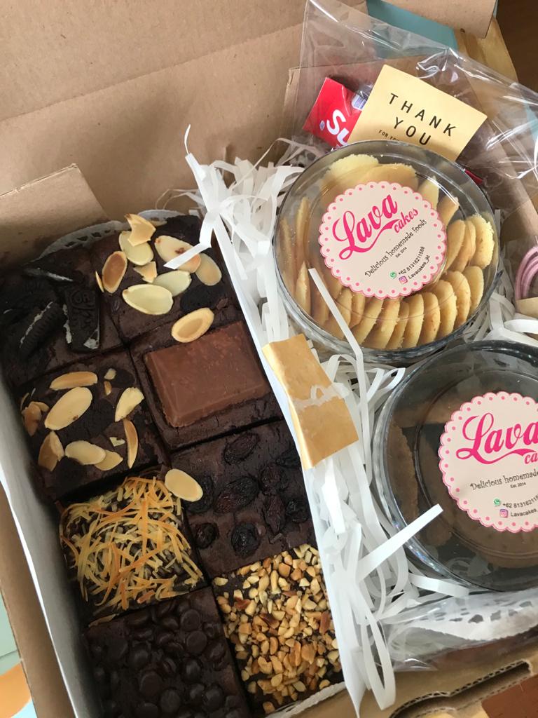 PAKET HAMPERS SWEET BY LAVA CAKES