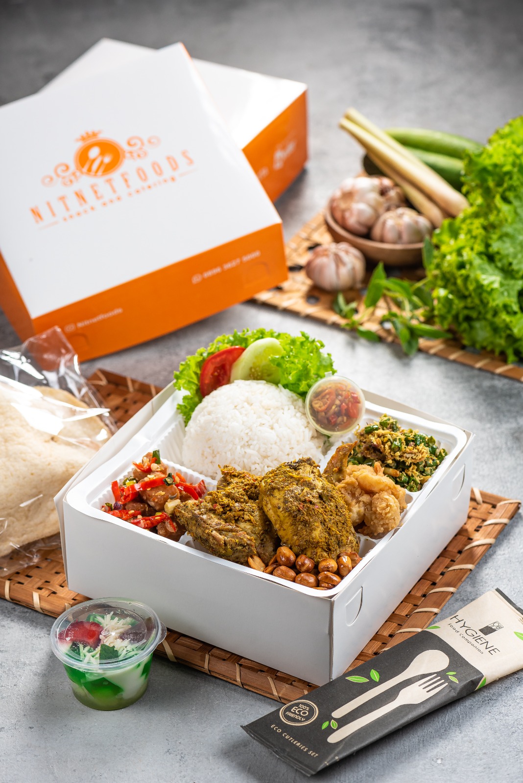 NitNet Premium Rice Box Ayam Oven Betutu Bumbu Bali