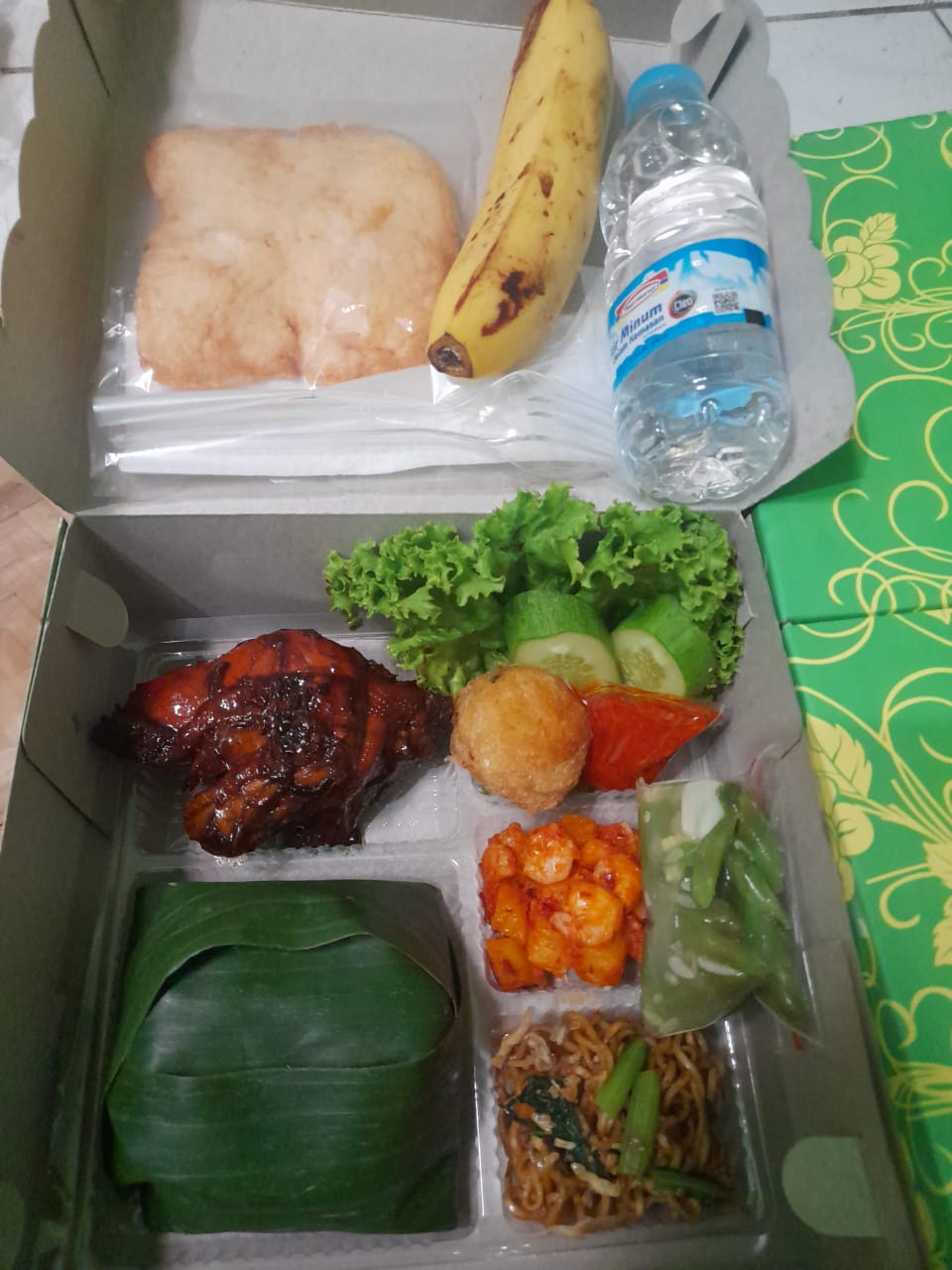 NASI BOX MILENIAL