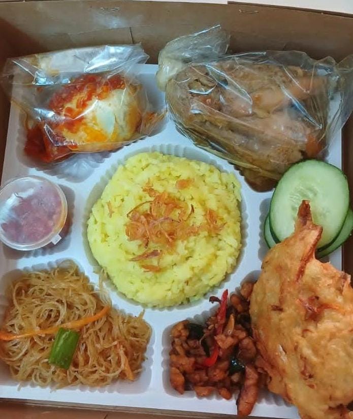 Nasi Kuning komplit Afza Dish
