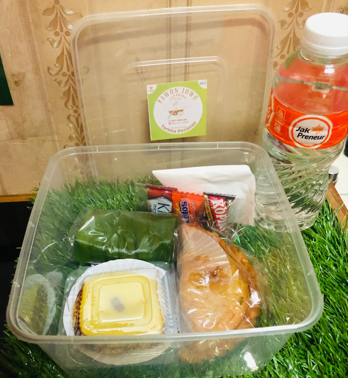 SNACK BOX