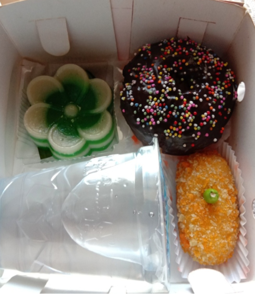 Paket Snack Box 18