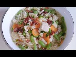 SUP MAKARAYAM (MAKARONI DAN AYAM)