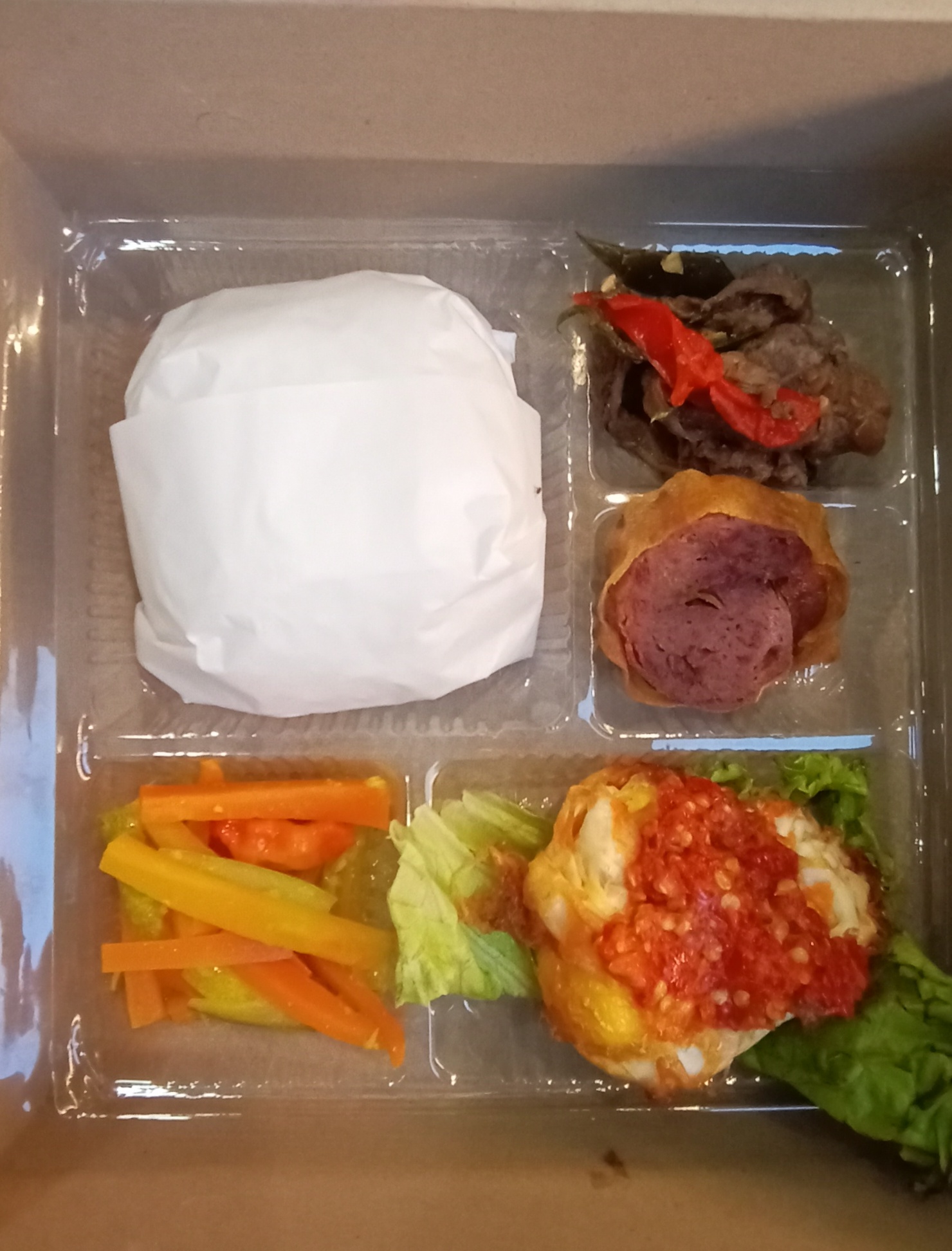Nasi Box Harian &quot;Kedai Jajan Uyuy&quot;