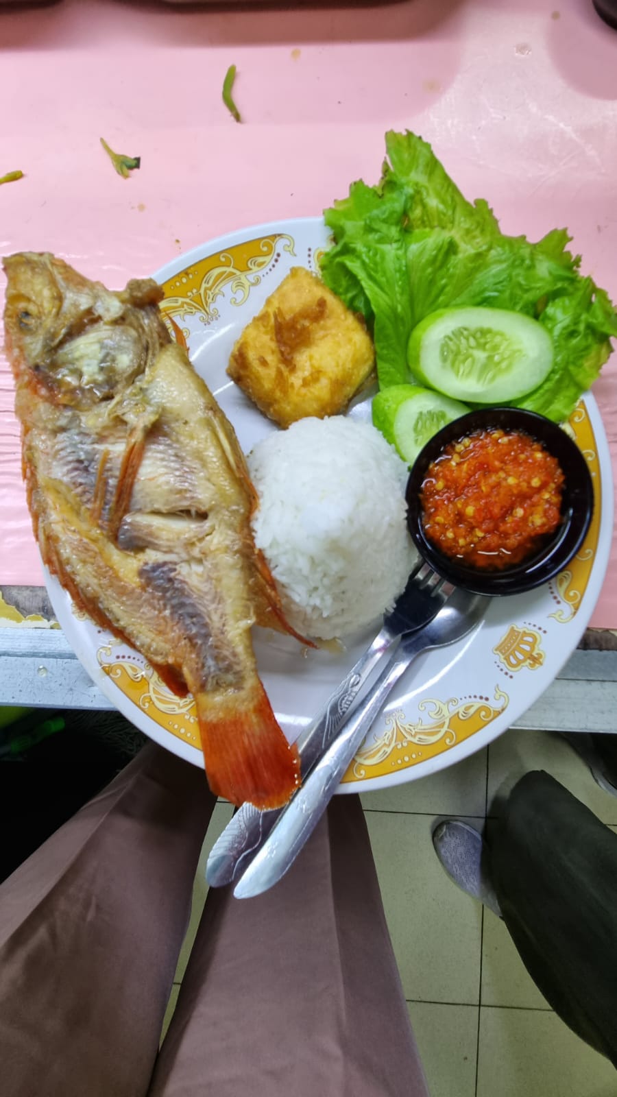 NASI IKAN NILA GORENG