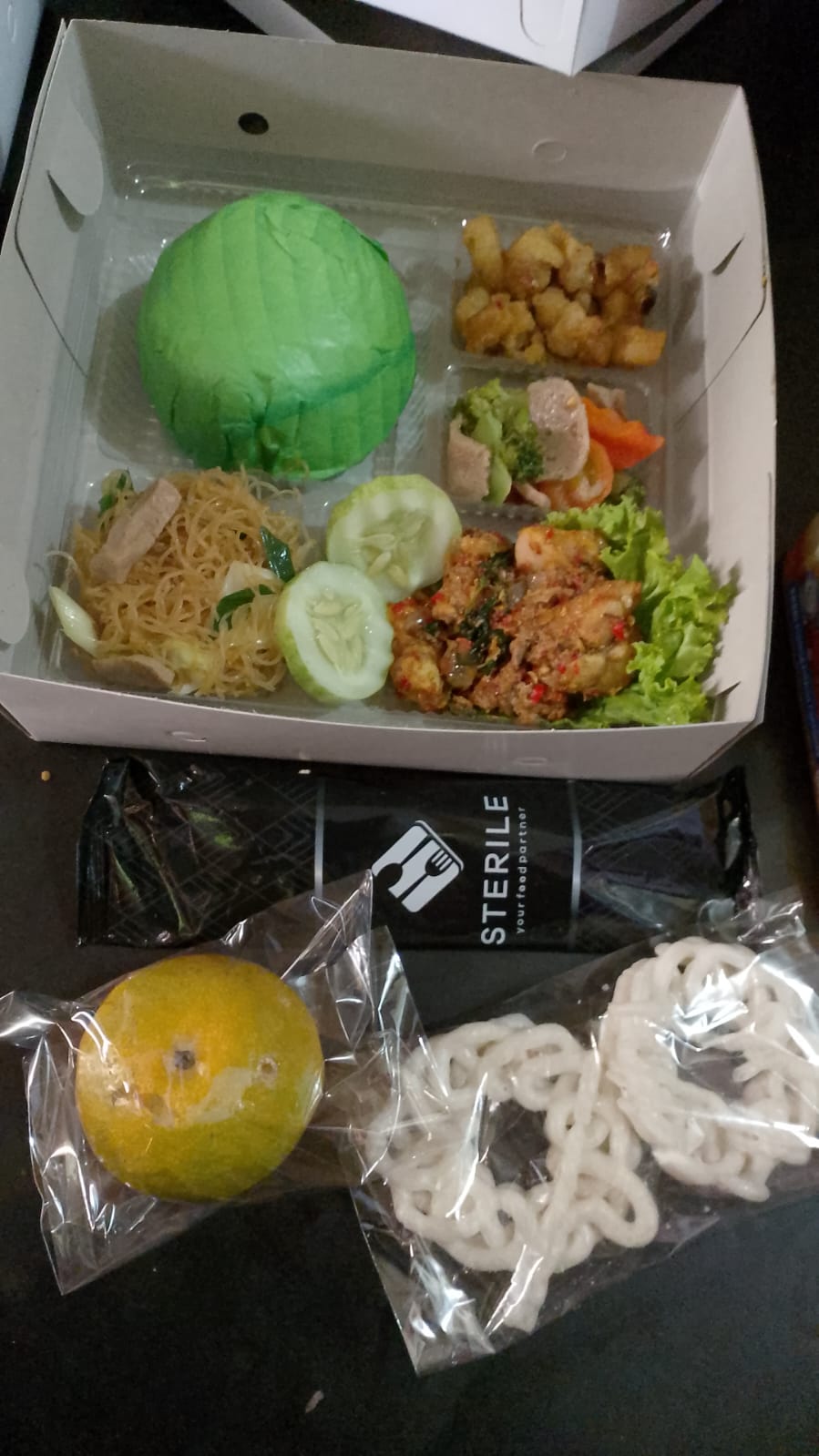 nasi box 2 kedai ju &amp; no