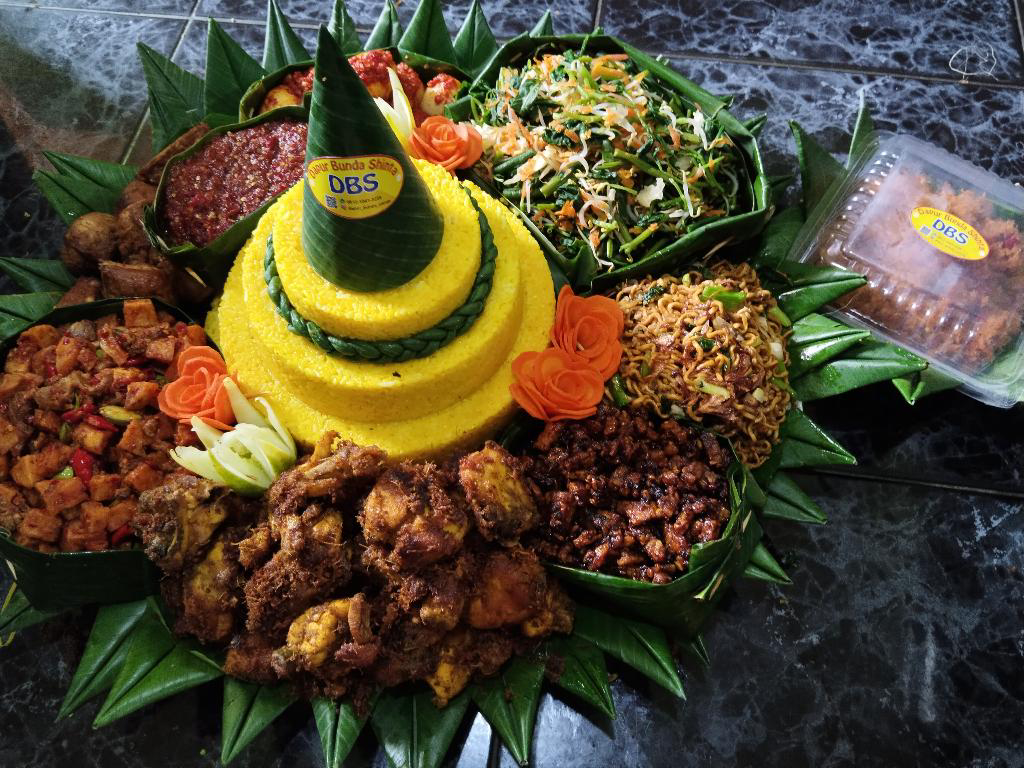 Paket Nasi Tumpeng 1