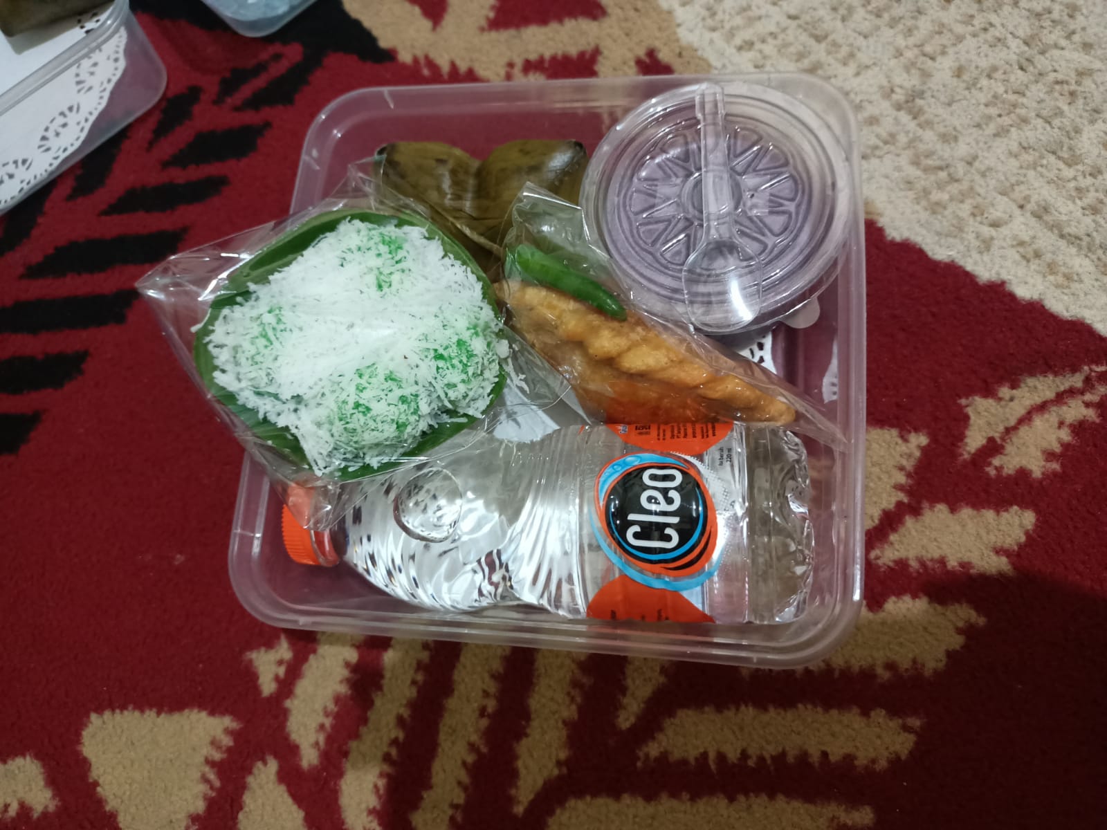 Snack Box Smile Cake &amp; Food C