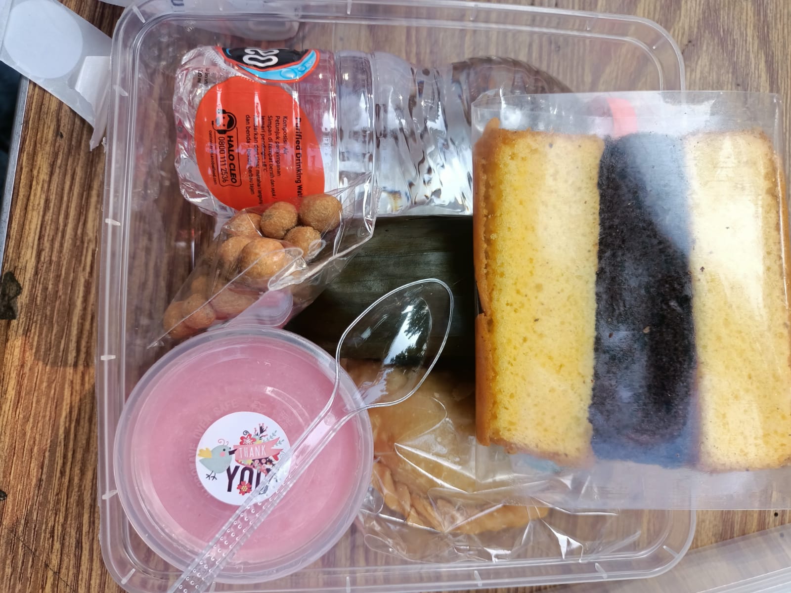 Snack Box Smile Cake &amp; Food F