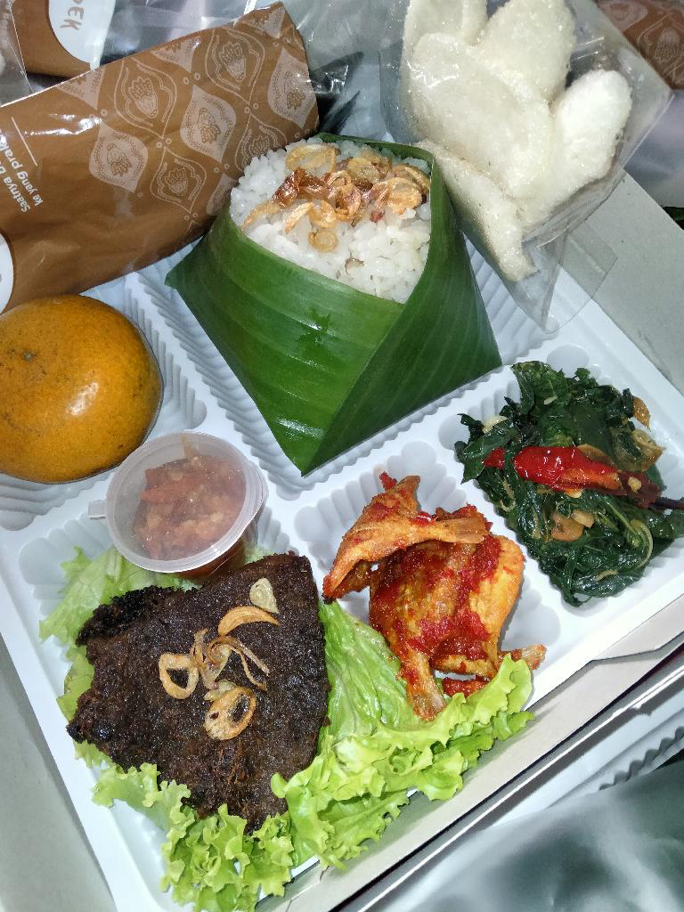 Nasi Liwet Empal1