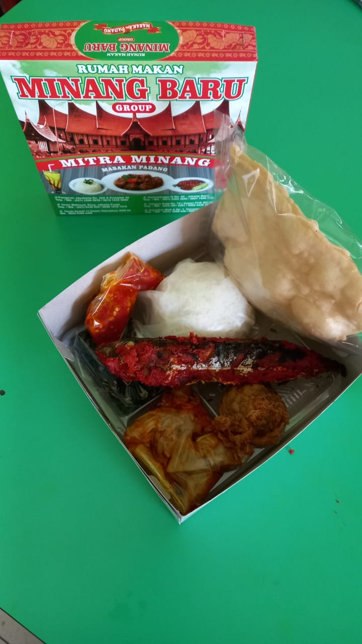 Paket Nasi Box Ikan Bakar + Telor Dadar