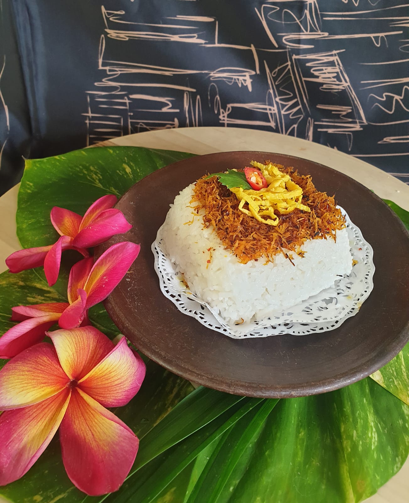 KETAN SERUNDENG