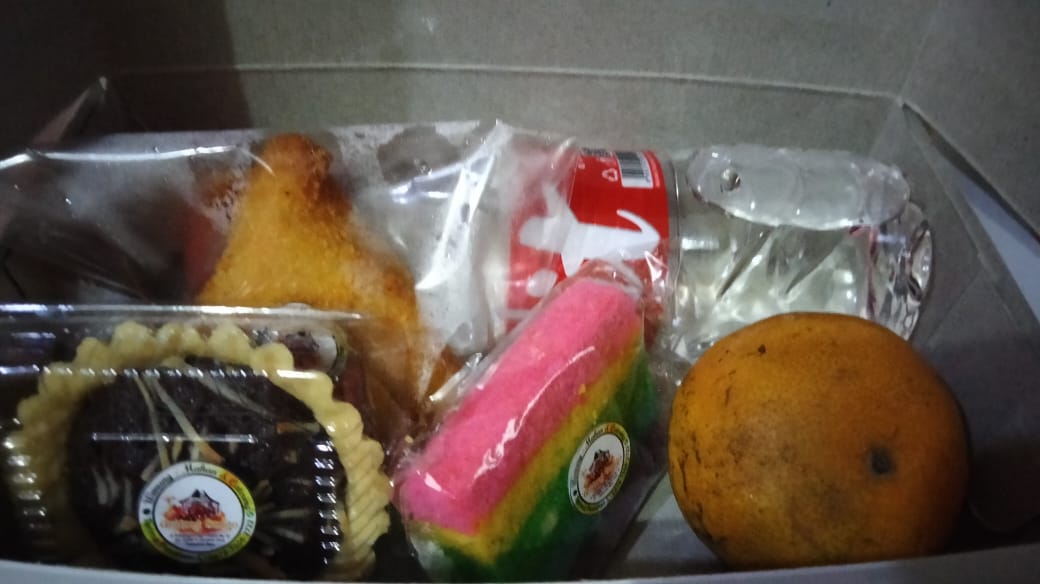 PAKET SNACK BOX CC