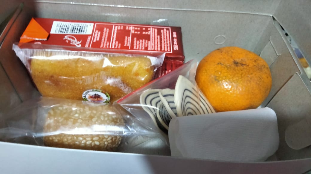 PAKET SNACK BOX CC