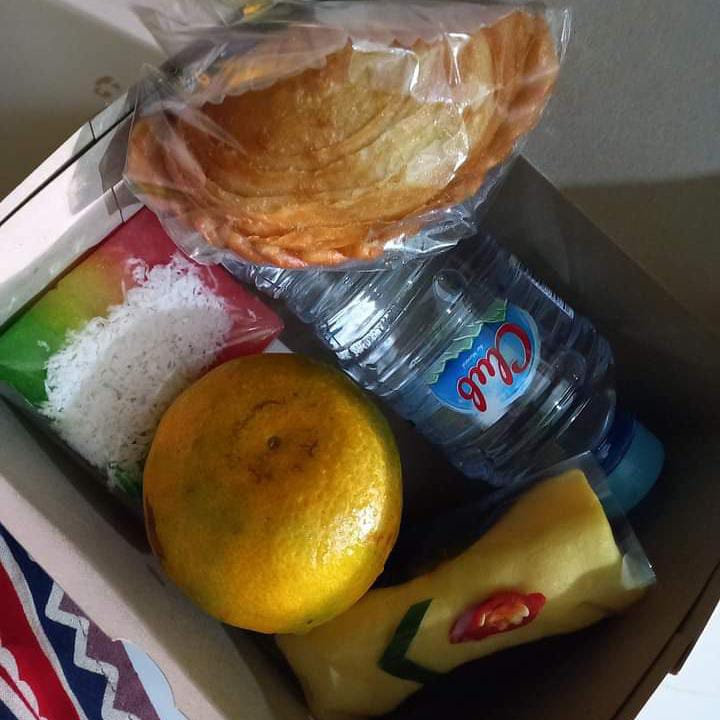 Paket Snack dan Nasi Box