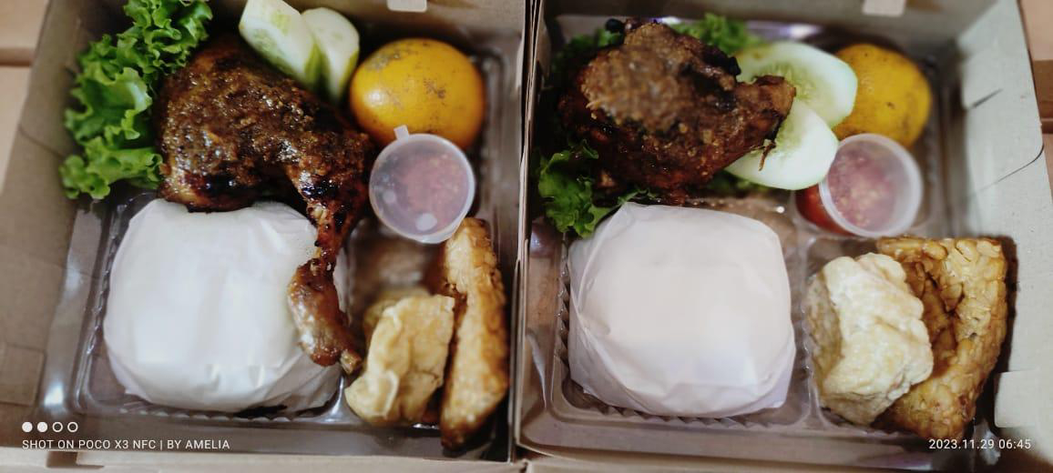 Nasi Box1