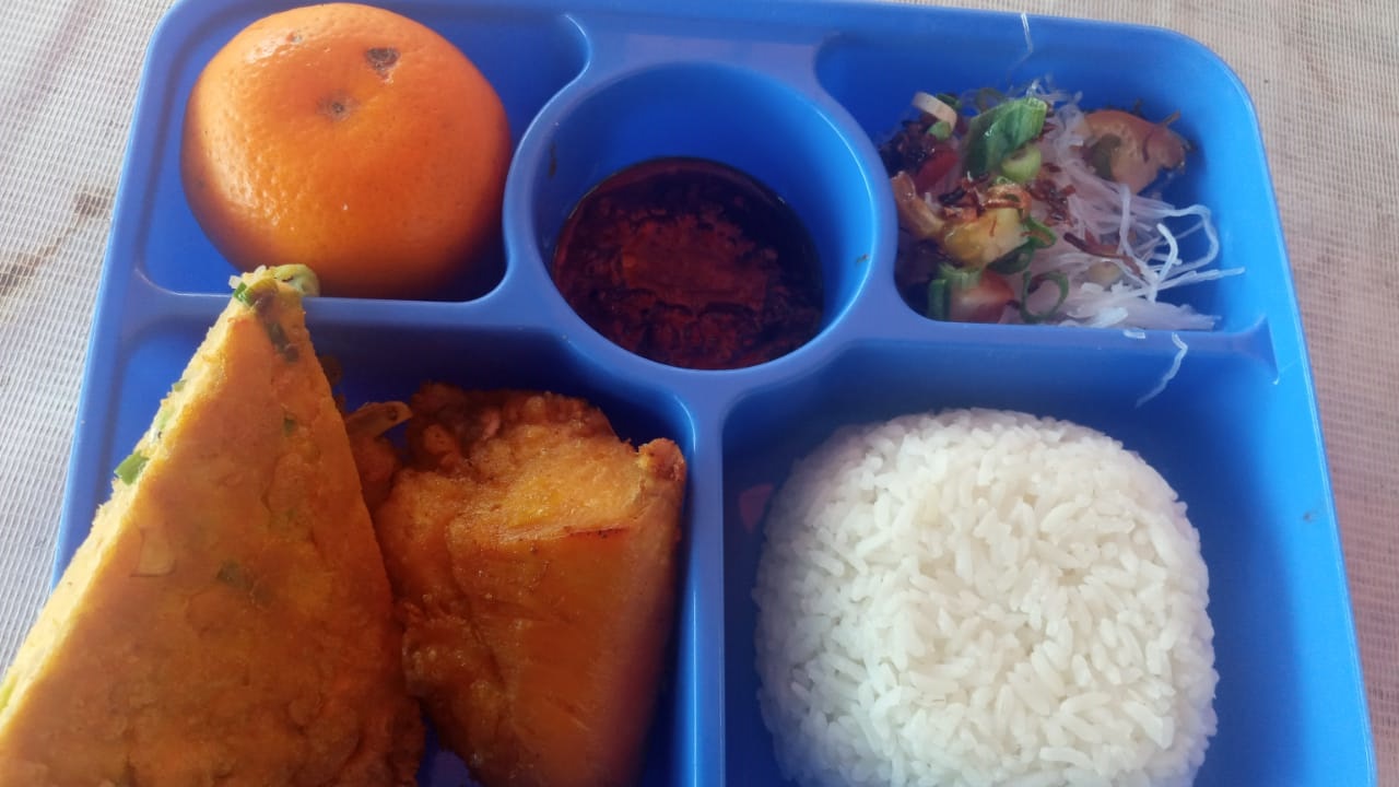 Nasi Box saadah