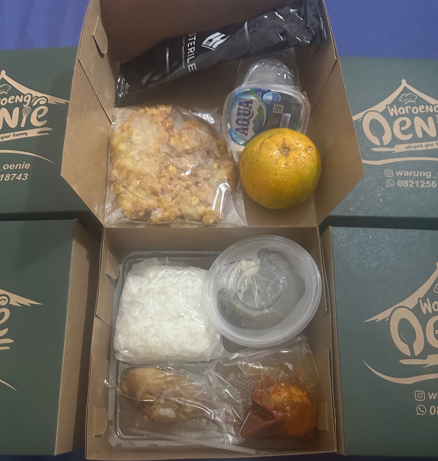 Waroeng Oenie Nasi Box 6