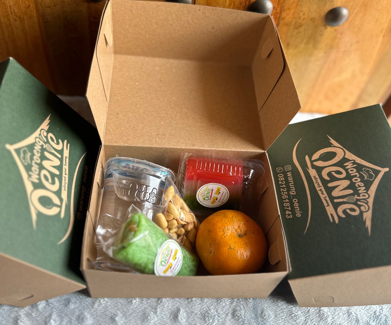 Waroeng Oenie Snack Box 14