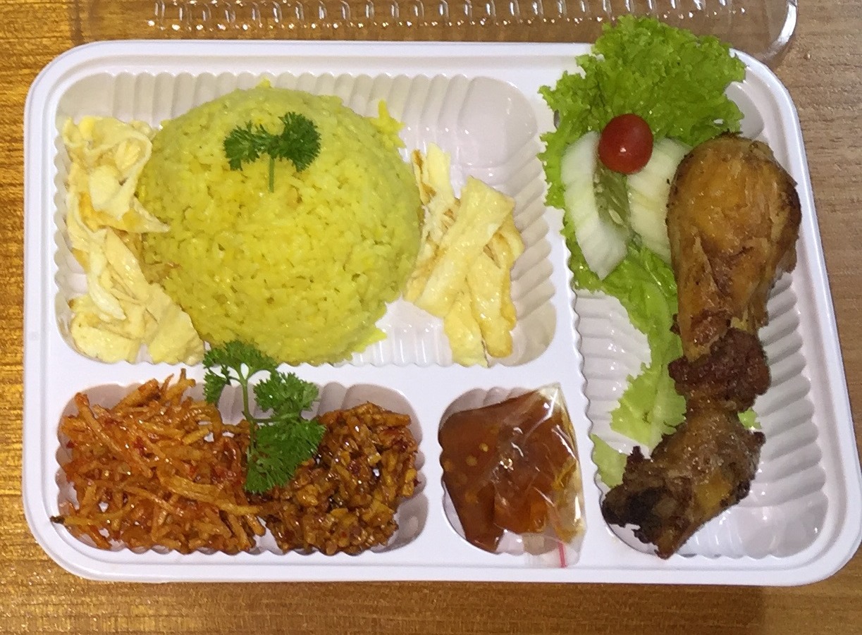 Aneka Nasi Kuning /Tumpeng mini KK Tela