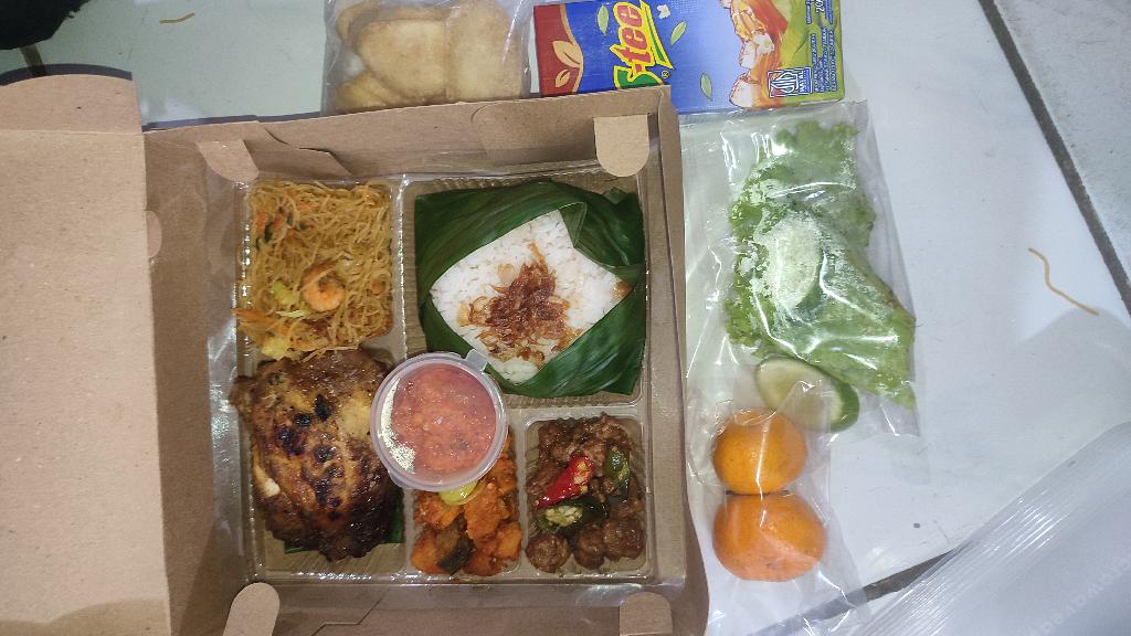 Paket Nasi dan Snack3