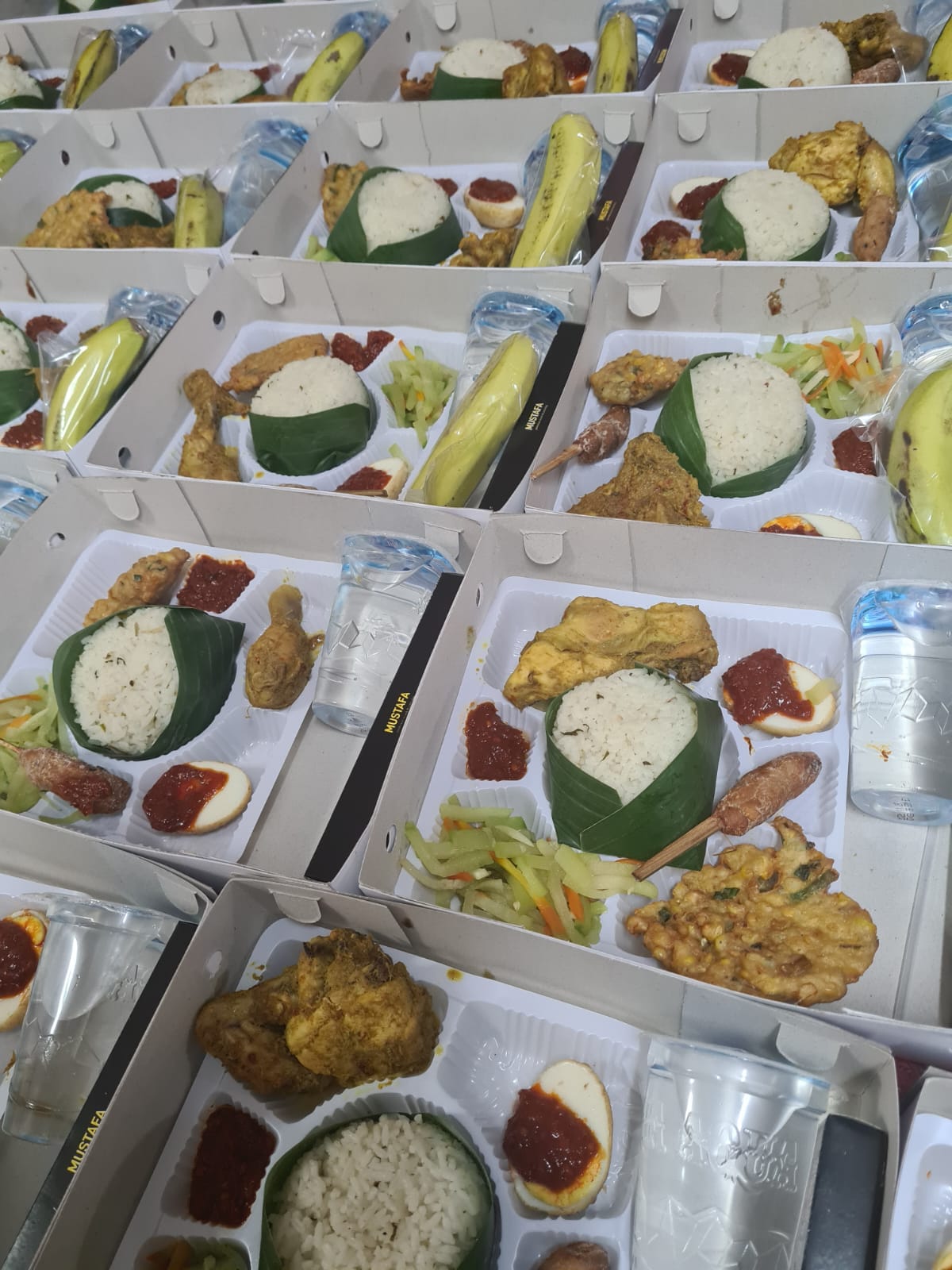 PAKET BUNDLING SNACK &amp; LUNCH BOX