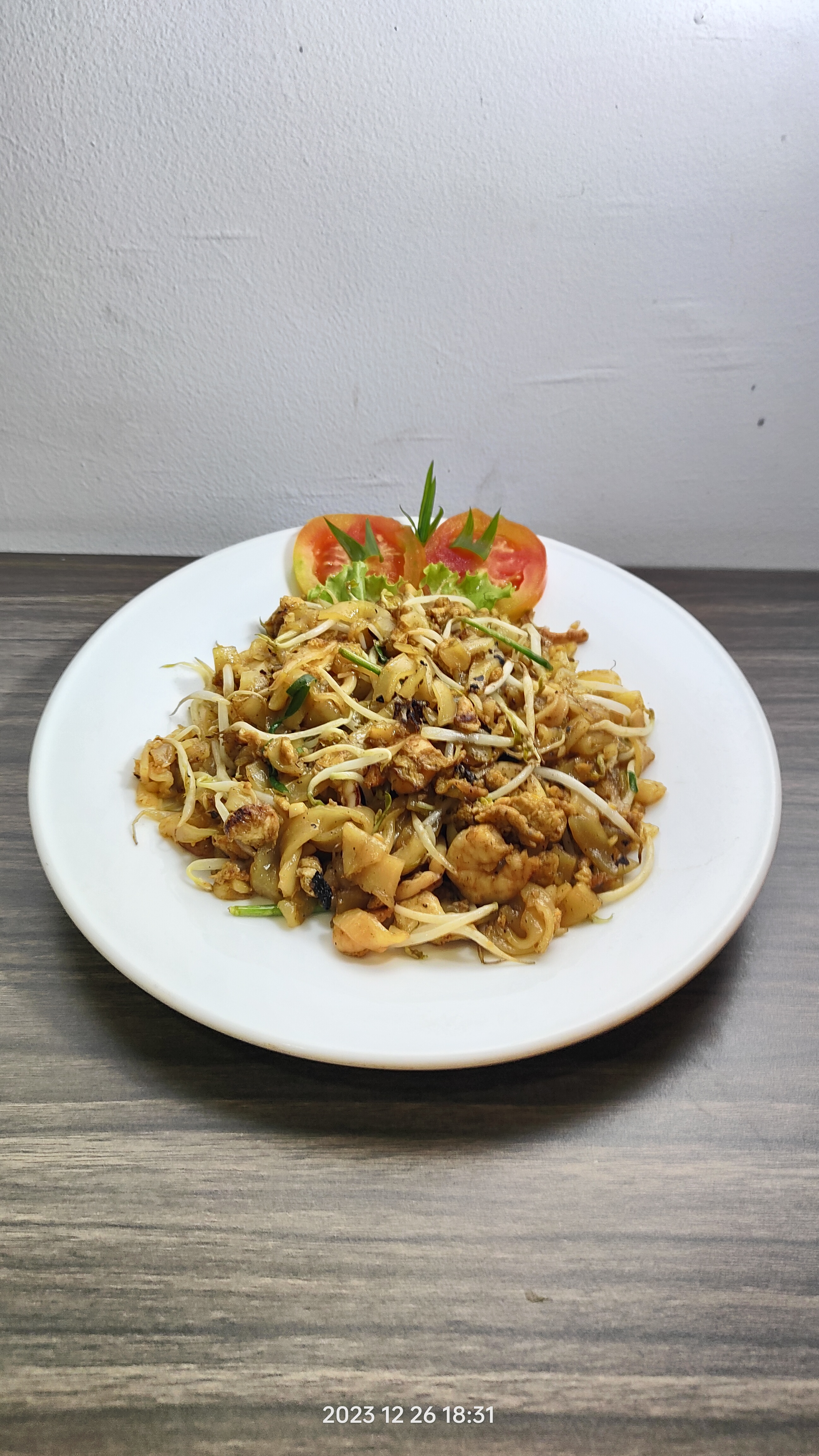 Kwetiau goreng ayam