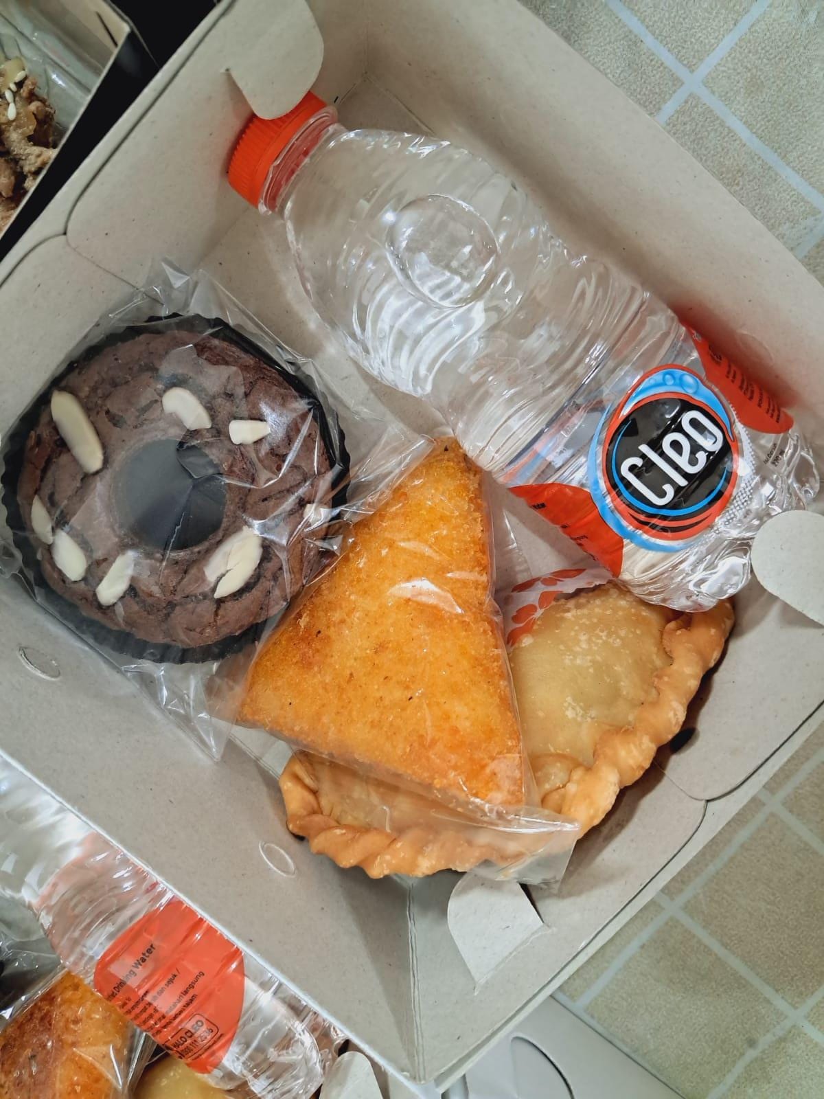 Paket Premium Snack Box 1