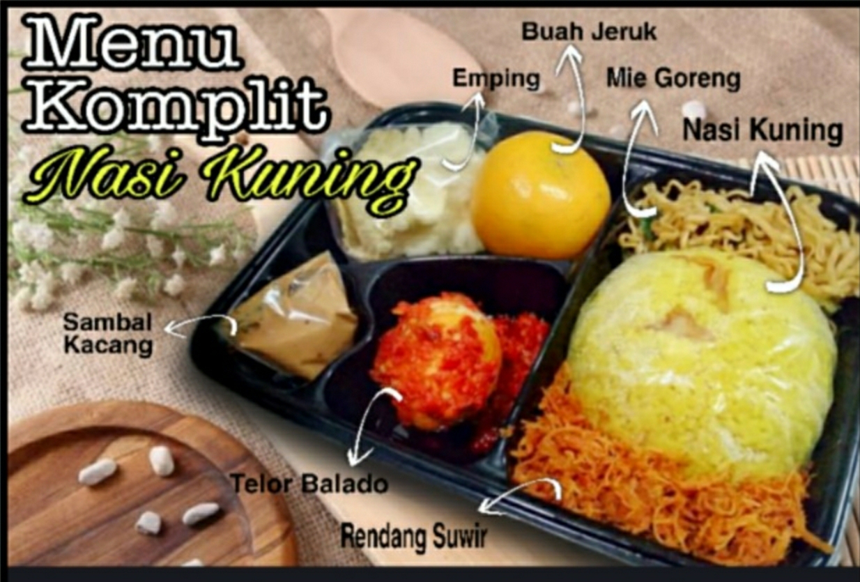 Menu Komplit Nasi Kuning