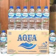 AQUA BOTOL 600 ML