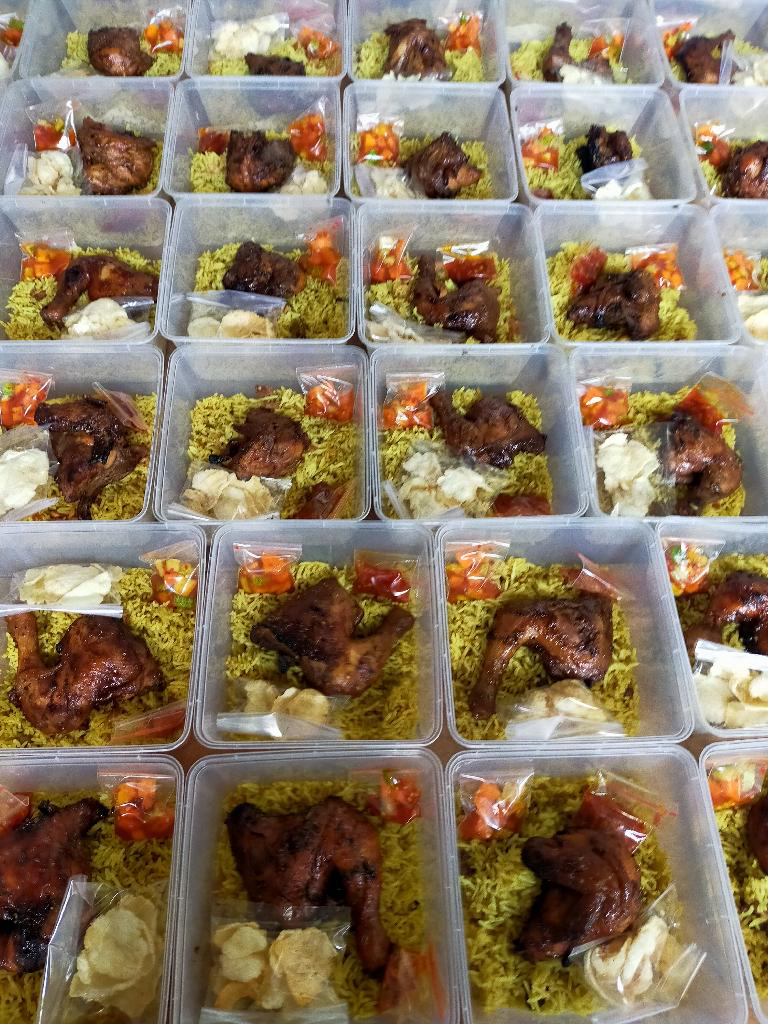 Paket Snack dan nasi3