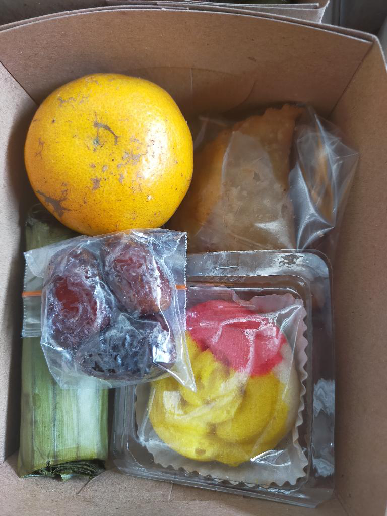 Paket Snack dan nasi3