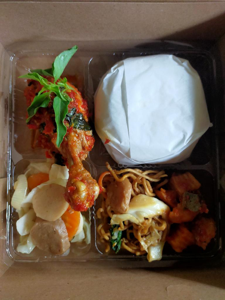Paket Snack dan nasi2
