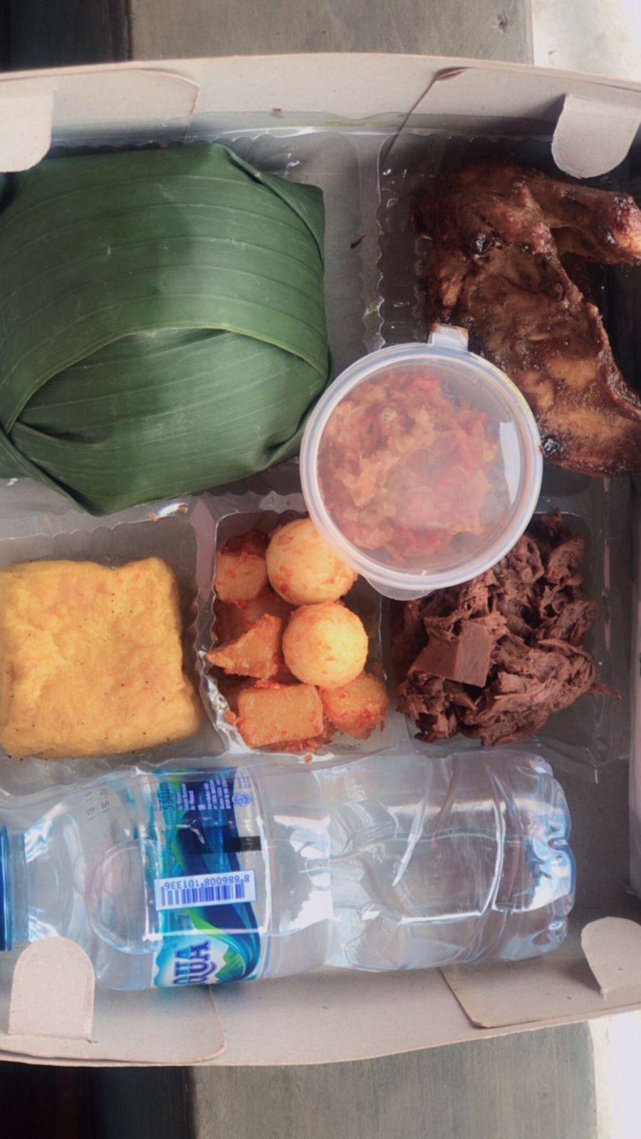 Nasi Box1