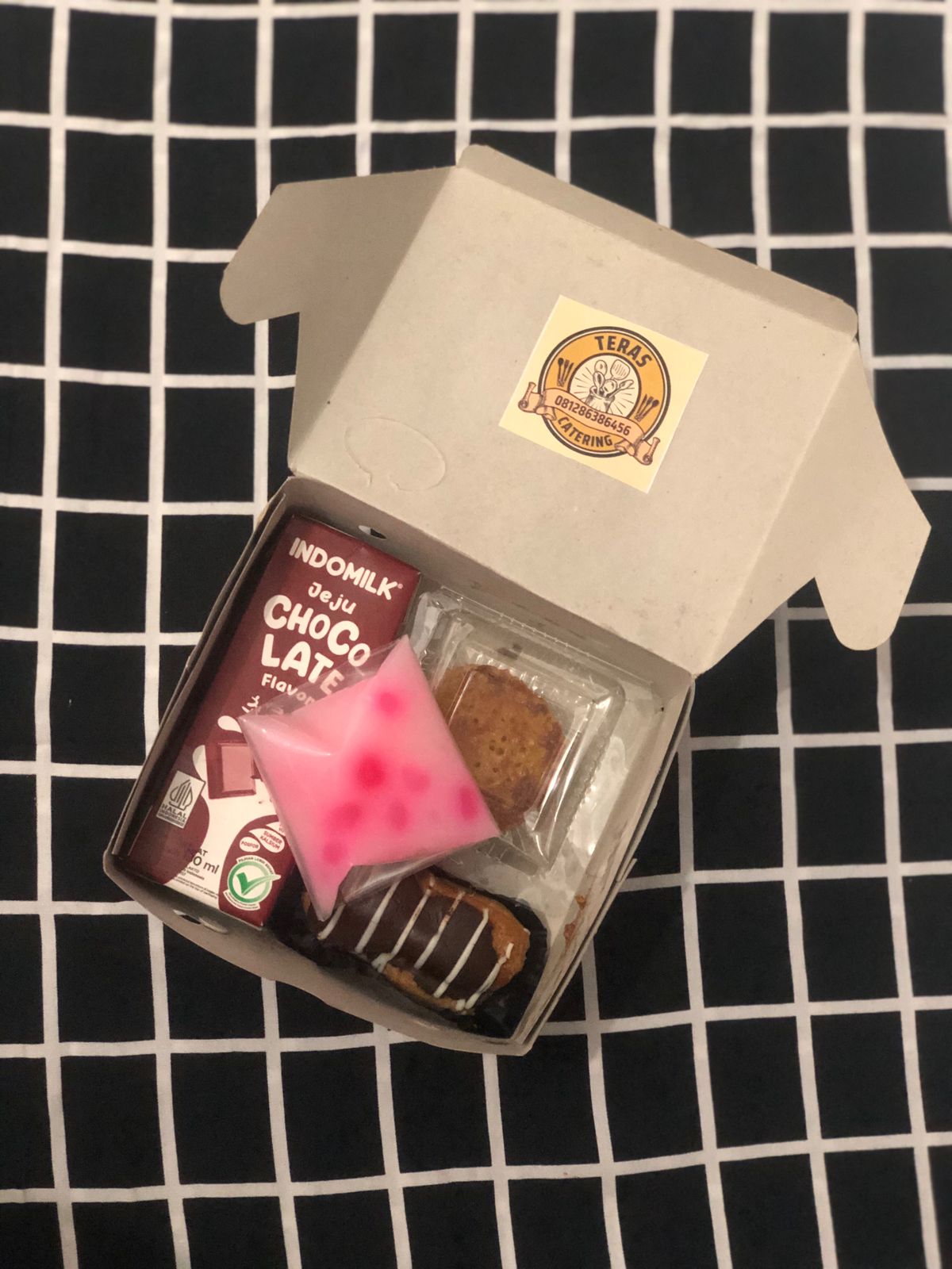 Paket Snack Box 4